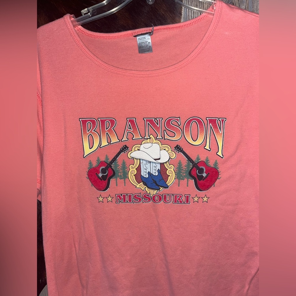 Vintage 1990’s Branson, MO. light salmon pink graphic printed short sleeve 3XL - Picture 2 of 5